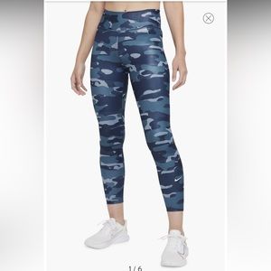 Nike Dri-FIT High Waist Leggings 💛